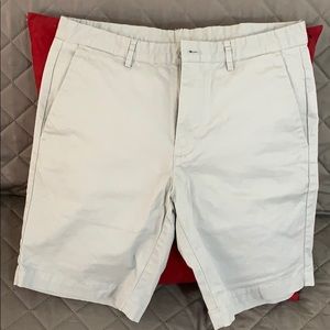 Men’s slim fit shorts